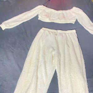 Two piece fluffy crop top & pants